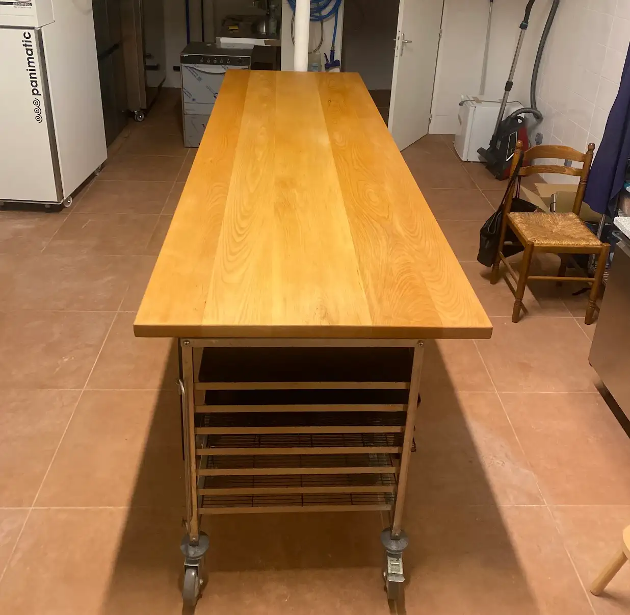 table centrale sur roulette pour particulier