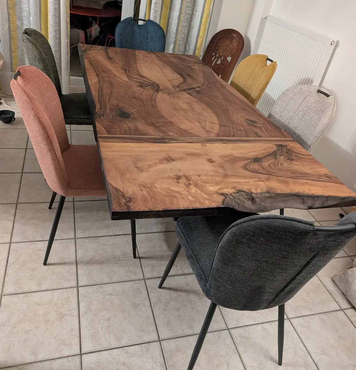 table à manger pour particulier en noyer